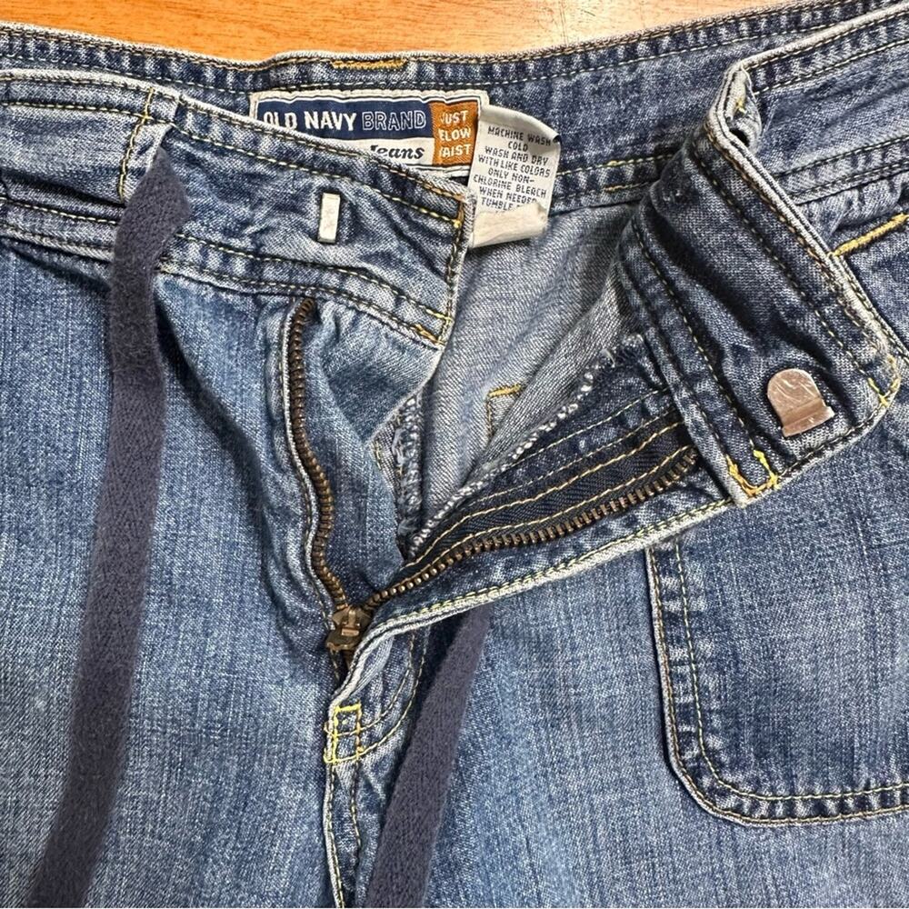 Old Navy Vintage Drawstring Low Rise Denim Shorts Cotton Pockets Casual Y2K Sz 6 - Picture 6 of 9